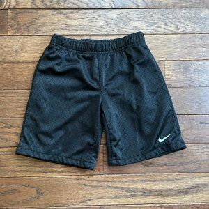 Nike Boy's Size 6 Shorts Black